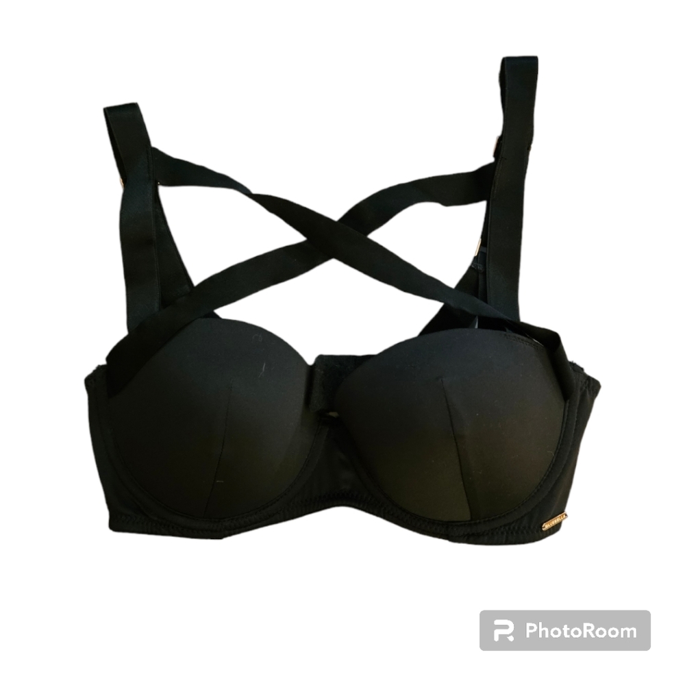 Bluebella Strappy Cross Front Bra NWOT